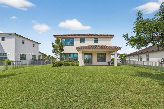 1310 Whitcombe Dr, Royal Palm Beach, FL 33411