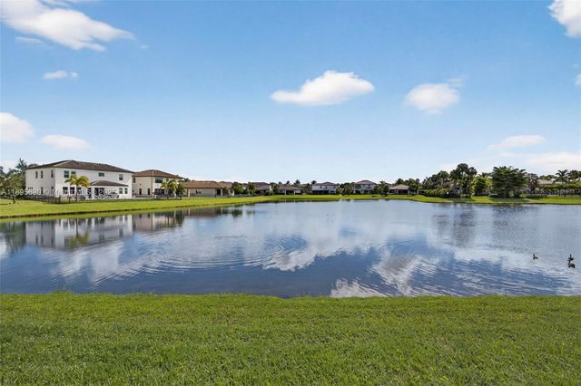 1310 Whitcombe Dr, Royal Palm Beach, FL 33411