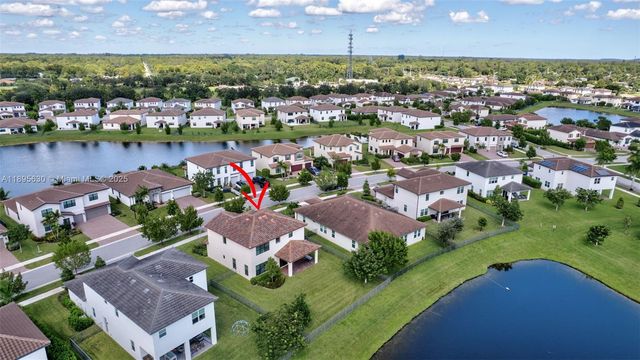 1310 Whitcombe Dr, Royal Palm Beach, FL 33411