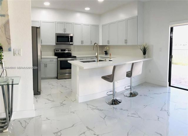 10162 SW 228th Ter, Miami, FL 33190