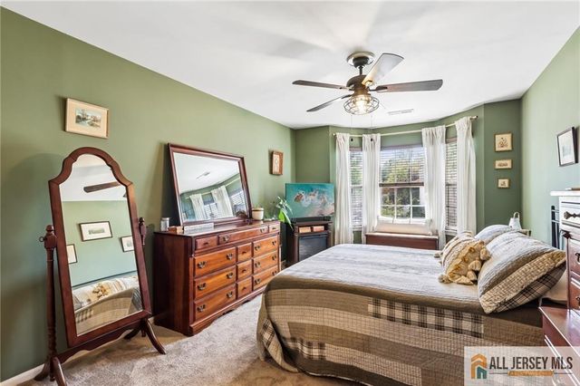 18 Dennis Court, Hightstown, NJ 08520