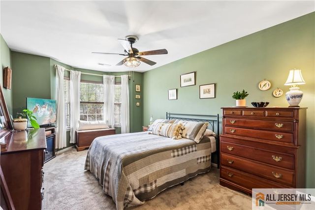 18 Dennis Court, Hightstown, NJ 08520