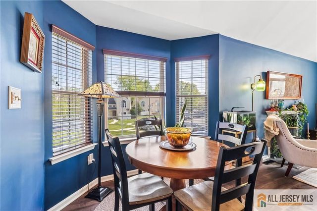 18 Dennis Court, Hightstown, NJ 08520