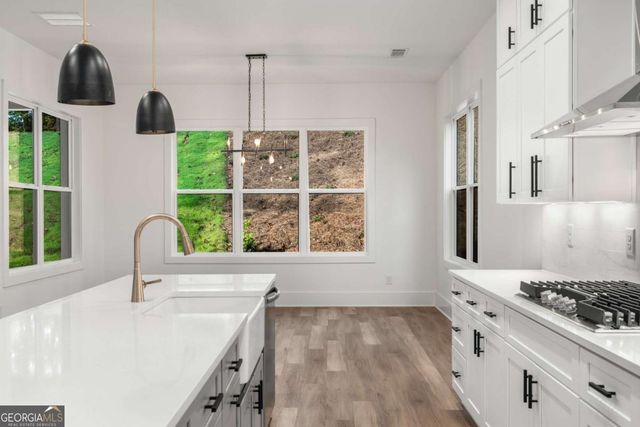 7252 Creekside Way, Jefferson, GA 30549