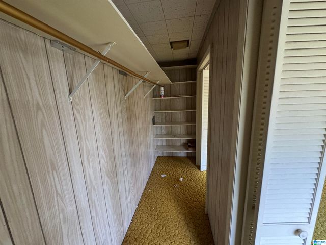 171 GLAZE CREEK ROAD, Bessemer, AL 35023