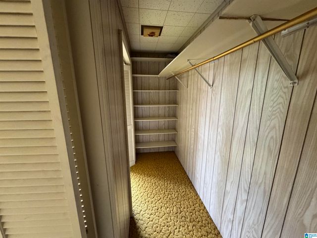 171 GLAZE CREEK ROAD, Bessemer, AL 35023