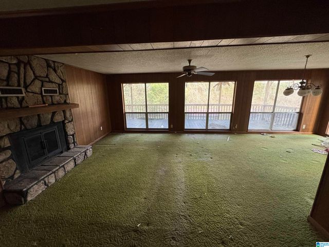 171 GLAZE CREEK ROAD, Bessemer, AL 35023