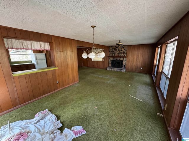 171 GLAZE CREEK ROAD, Bessemer, AL 35023