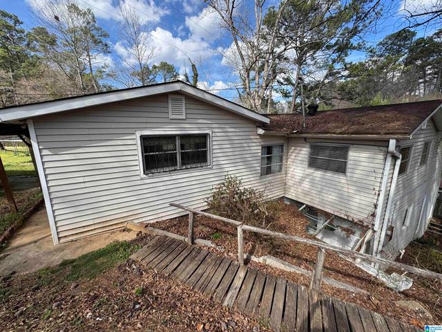 171 GLAZE CREEK ROAD, Bessemer, AL 35023