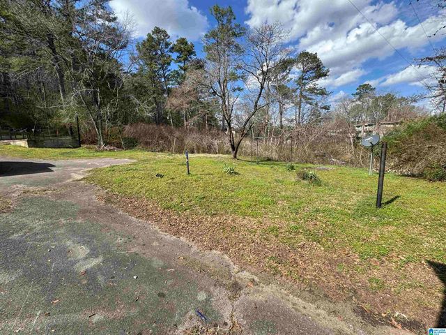 171 GLAZE CREEK ROAD, Bessemer, AL 35023