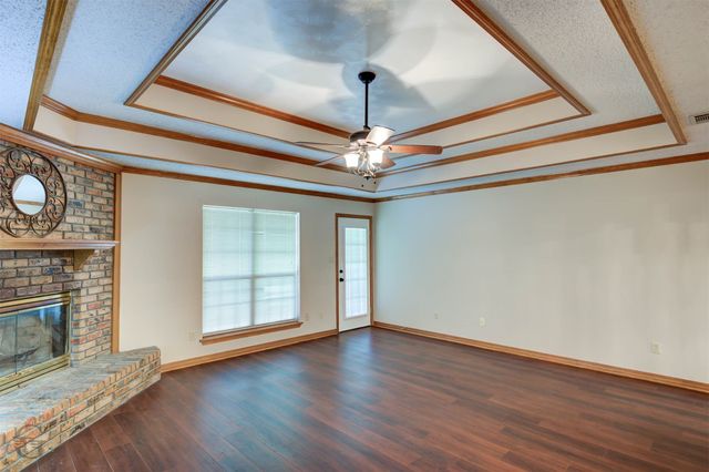 9271 Lytham Drive, Shreveport, LA 71129