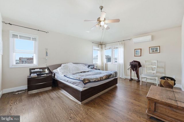 112 W HOBART AVE, Long Beach Township, NJ 08008