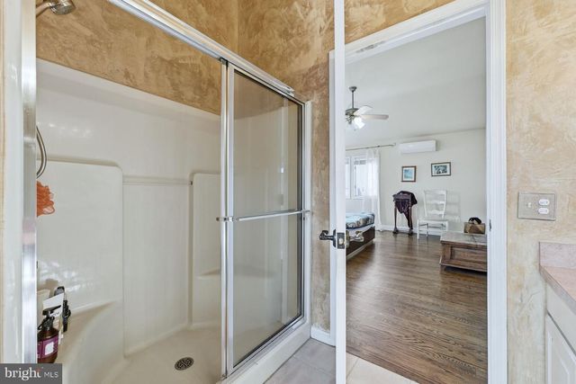 112 W HOBART AVE, Long Beach Township, NJ 08008