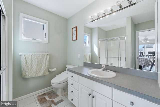 112 W HOBART AVE, Long Beach Township, NJ 08008