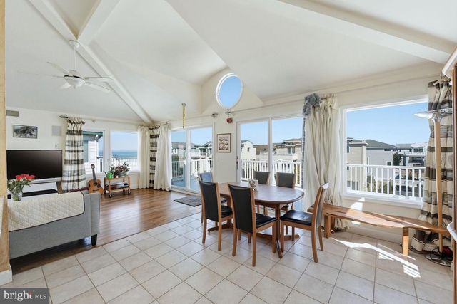 112 W HOBART AVE, Long Beach Township, NJ 08008