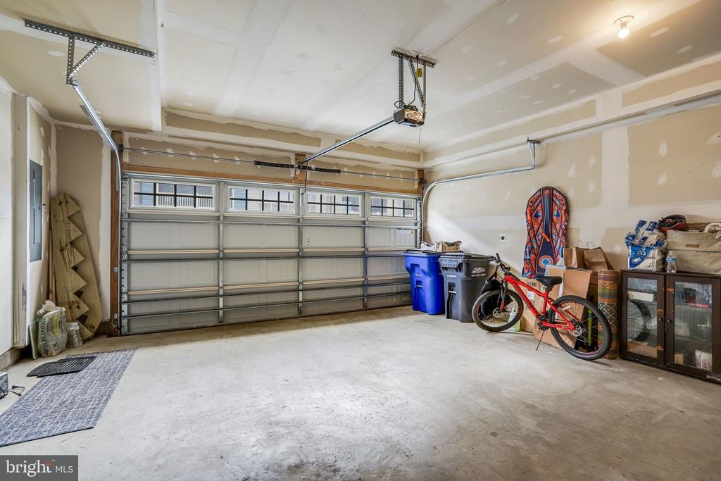 Image 15 of property listing at 10107 BLUEGILL ST, New Market, MD 21774