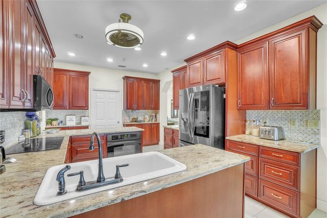 9950 W LAKE MARION ROAD, Haines City, FL 33844