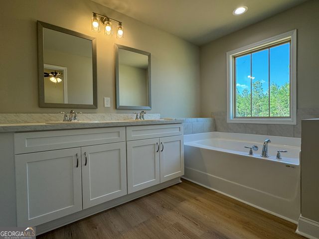 166 Country World Drive, Macon, GA 31211