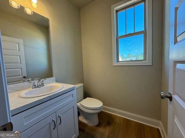 166 Country World Drive, Macon, GA 31211