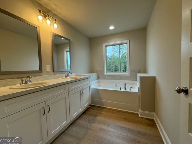 166 Country World Drive, Macon, GA 31211