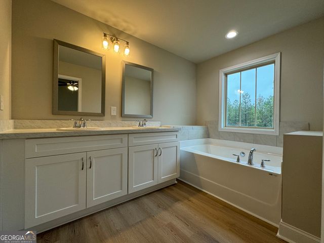 166 Country World Drive, Macon, GA 31211