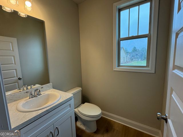 166 Country World Drive, Macon, GA 31211