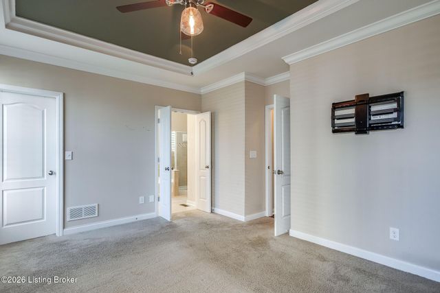 207 Brookfield Hills Ct, Louisville, KY 40245