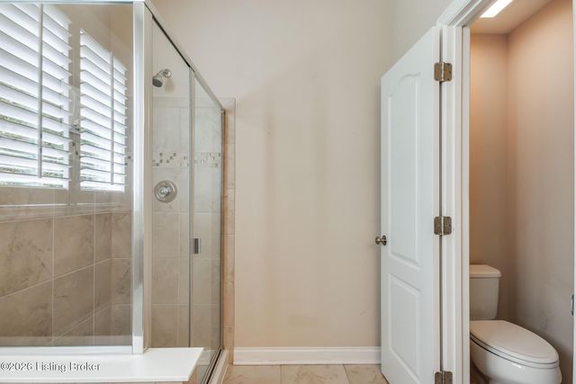 207 Brookfield Hills Ct, Louisville, KY 40245