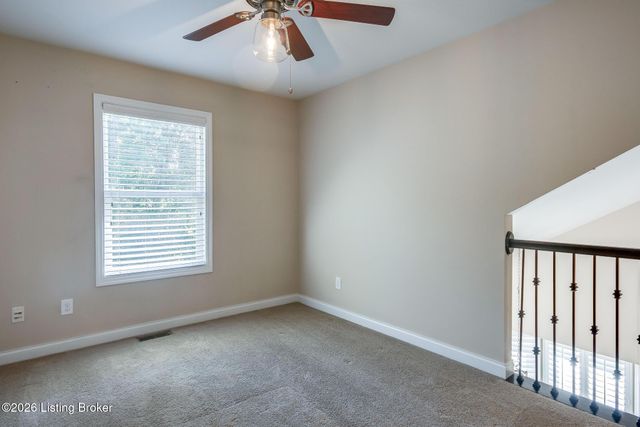207 Brookfield Hills Ct, Louisville, KY 40245