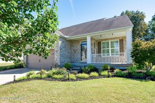 207 Brookfield Hills Ct, Louisville, KY 40245