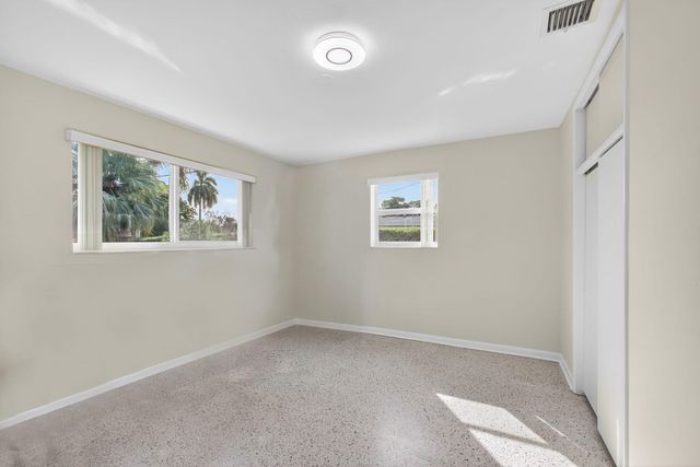 726 Flamingo Way, North Palm Beach, FL 33408