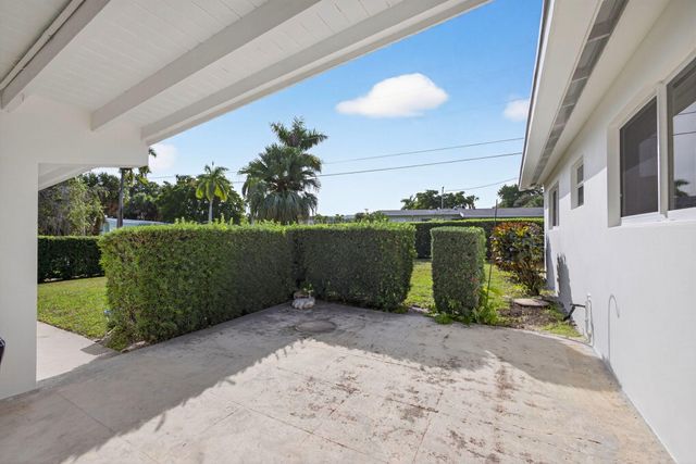 726 Flamingo Way, North Palm Beach, FL 33408