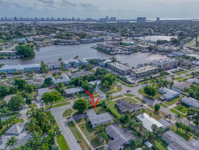 726 Flamingo Way, North Palm Beach, FL 33408