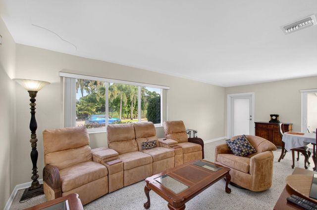 726 Flamingo Way, North Palm Beach, FL 33408