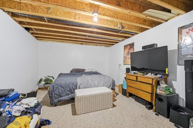 2023 MEADOWVIEW STREET, Kaukauna, WI 54130