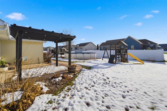 2023 MEADOWVIEW STREET, Kaukauna, WI 54130