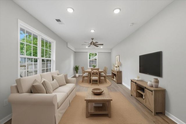 6 Davis Street, Greenville, SC 29609