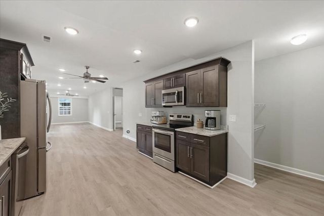 6 Davis Street, Greenville, SC 29609