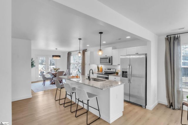 201 Lee Drive, Chesnee, SC 29323