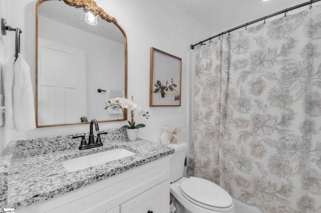 201 Lee Drive, Chesnee, SC 29323