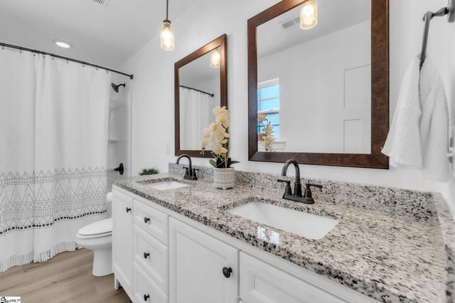 201 Lee Drive, Chesnee, SC 29323