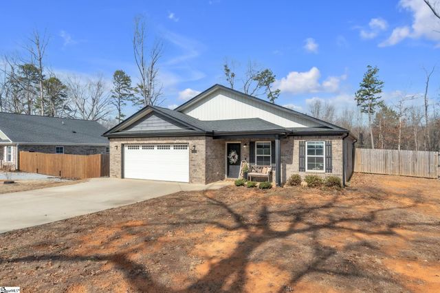 201 Lee Drive, Chesnee, SC 29323