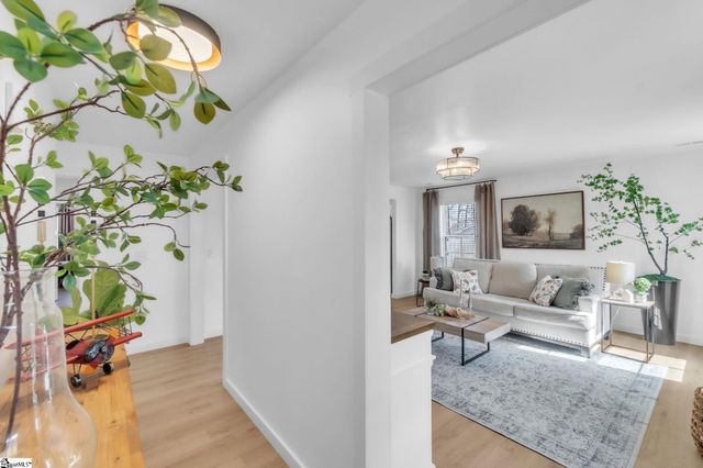 201 Lee Drive, Chesnee, SC 29323