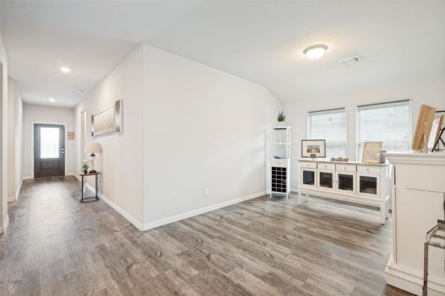 2504 Awensa Drive, Fort Worth, TX 76179