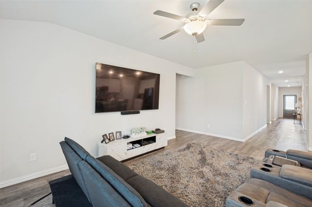 2504 Awensa Drive, Fort Worth, TX 76179