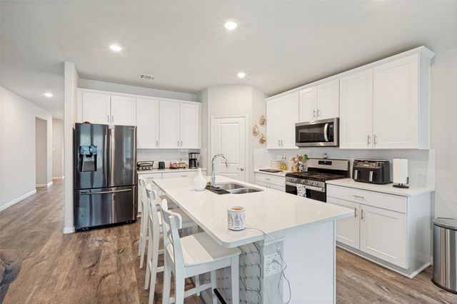 2504 Awensa Drive, Fort Worth, TX 76179