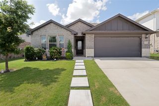 2504 Awensa Drive, Fort Worth, TX 76179
