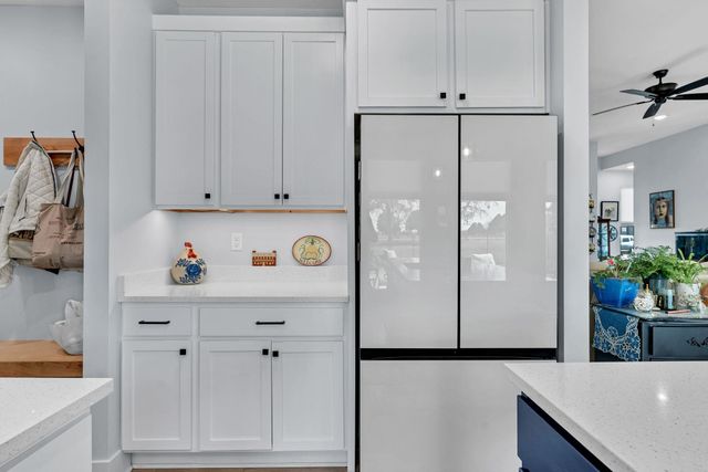 2915 E Sunnyslope, Park City, KS 67219