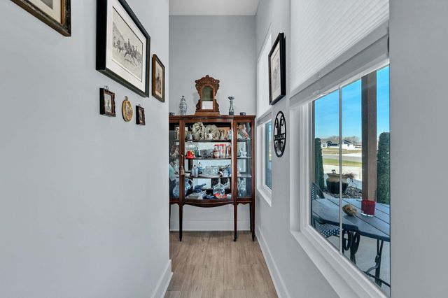 2915 E Sunnyslope, Park City, KS 67219