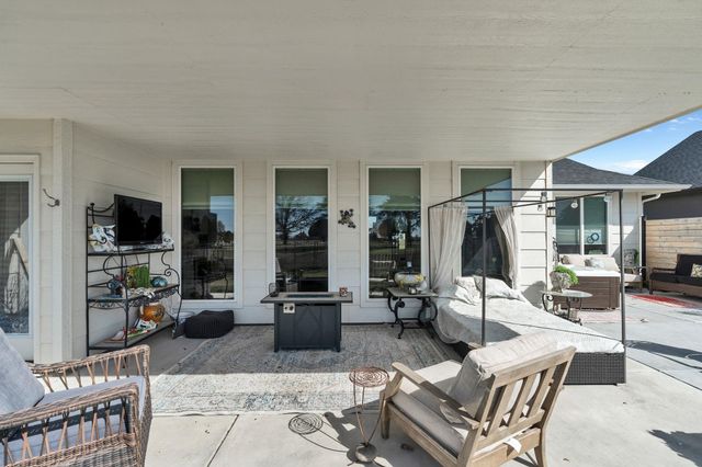 2915 E Sunnyslope, Park City, KS 67219